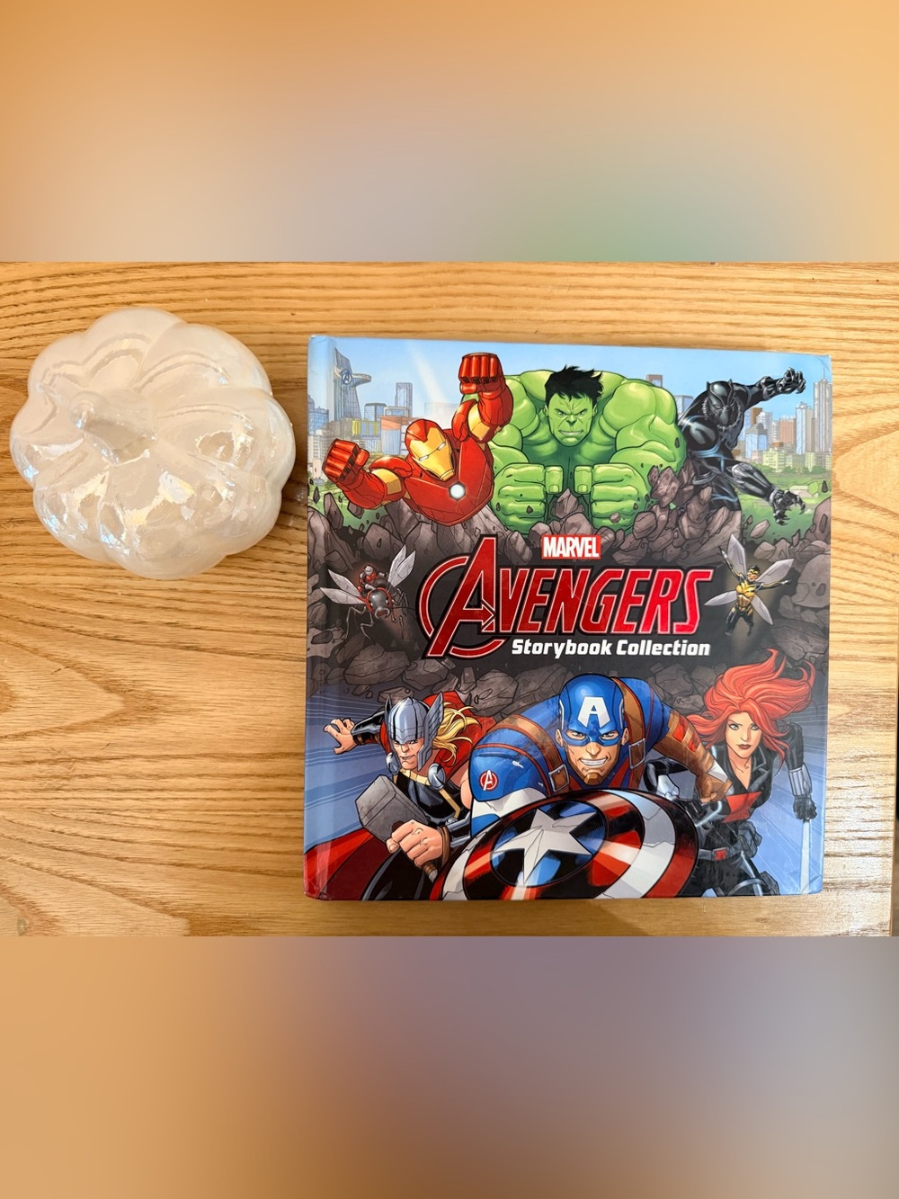 🌿4/$25 • Marvel Avengers Storybook Collection